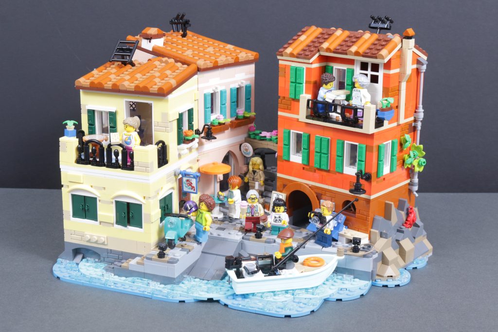 LEGO Ideas 21359 Italian Riviera review 2 1024x683