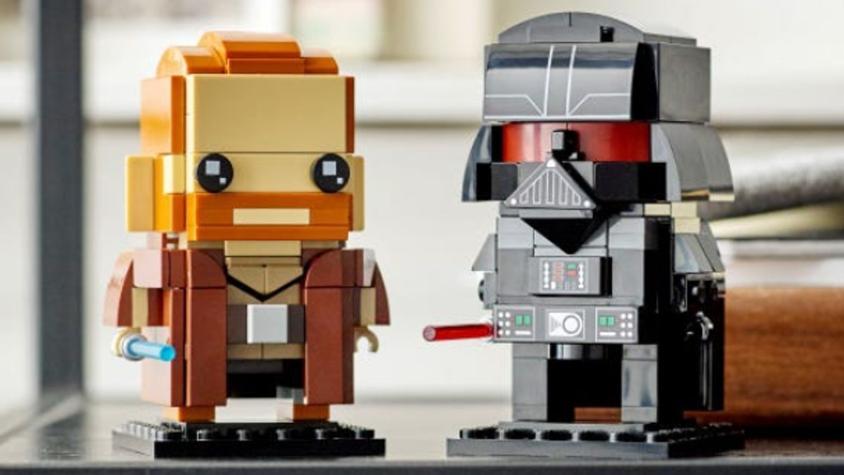 Obi-Wan Kenobi and Darth Vader LEGO BrickHeadz command high prices on Ebay