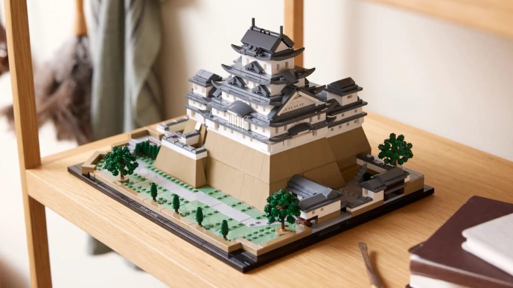 LEGO Architecture 21060 Himeji Castle featured 1024x576