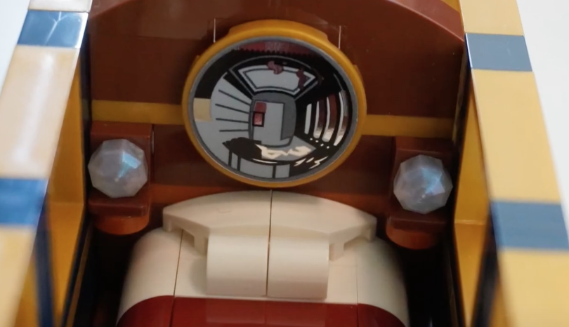 LEGO Ideas 21344 The Orient Express Train magic mirror