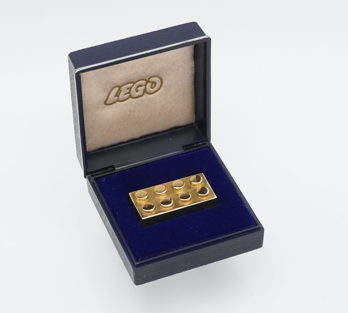 LEGO gold brick Catawiki 1