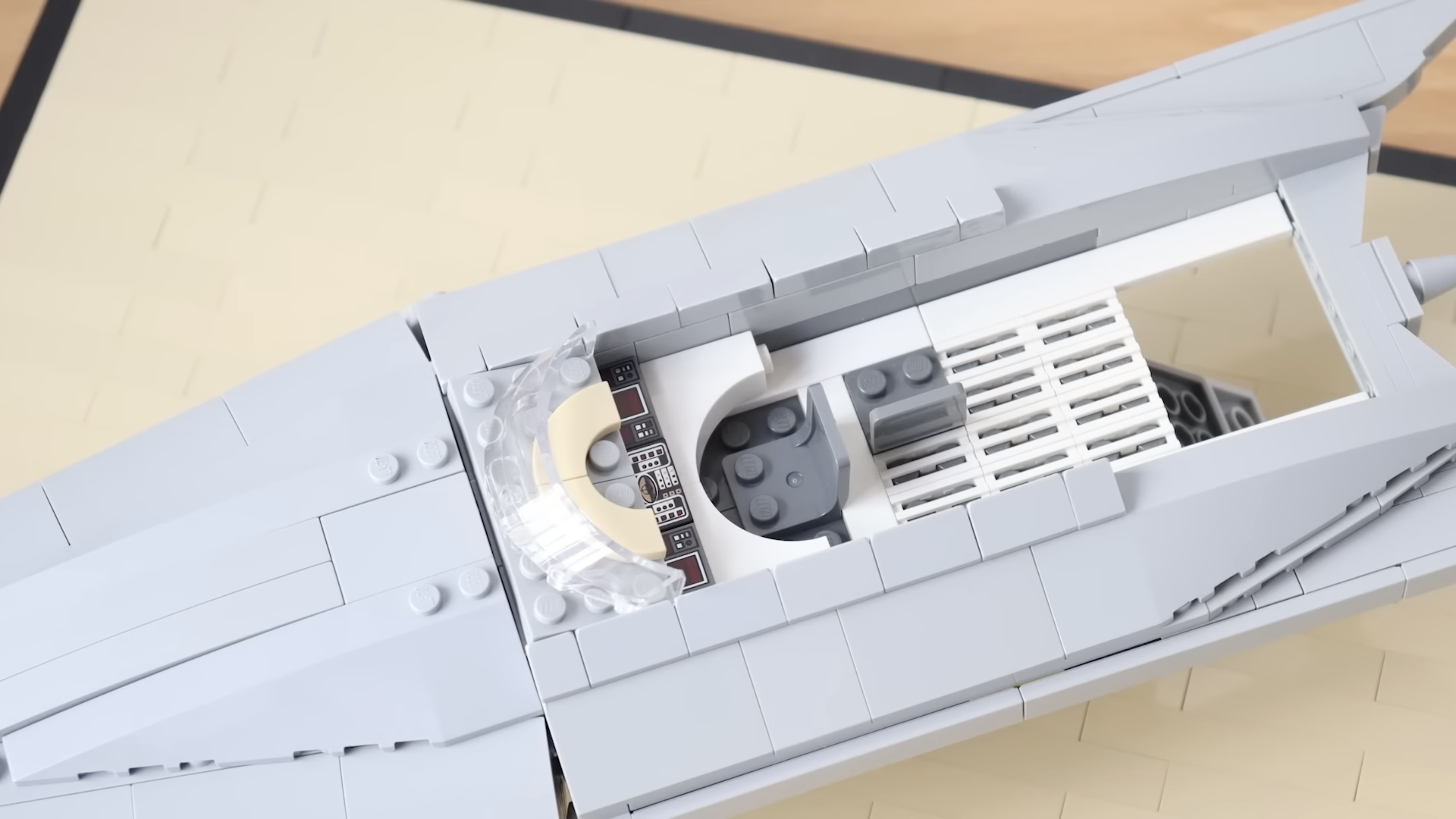 HACHIROKU24 LEGO Star Wars H type Nubian yacht custom build 5