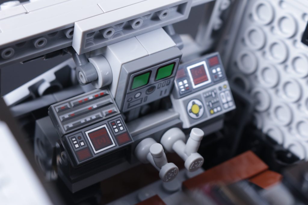LEGO Star Wars 75417 AT ST Walker review 18 1024x683