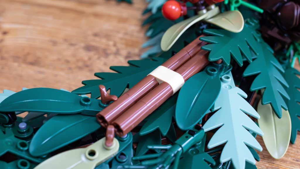 LEGO icons 10340 Wreath 12 1024x576