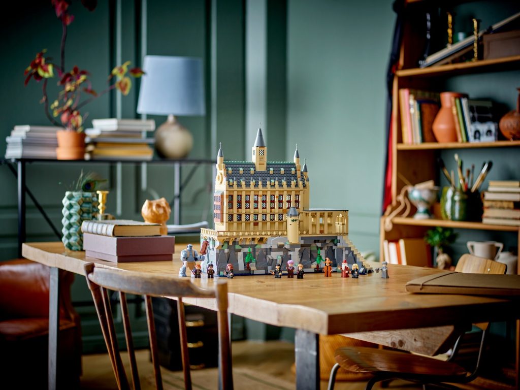 LEGO Harry Potter 76435 Hogwarts Castle The Great Hall lifestyle 1024x768