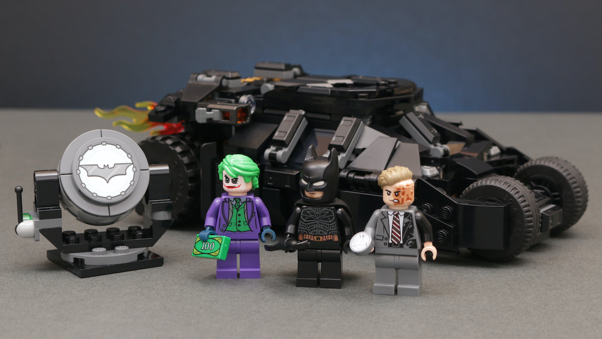 LEGO Batman 76303 Batman Tumbler vs. Two-Face & The Joker review