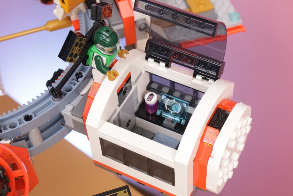 LEGO City 60433 Modular Space Station review 20 1024x683