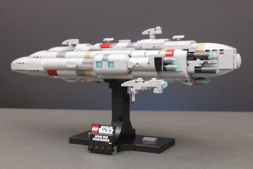 LEGO Star Wars 75405 Home One Starcruiser review 7 1024x683