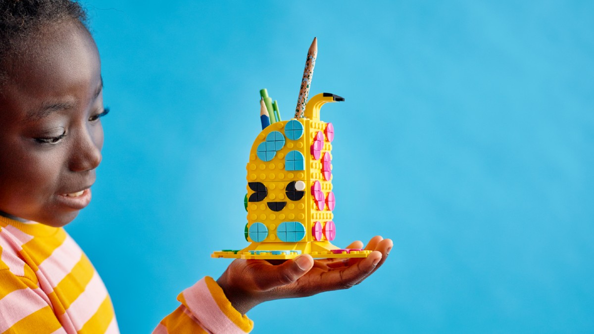LEGO DOTS 2022 sets include gaming bracelet and more