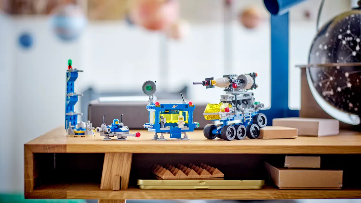 LEGO 40712 Micro Rocket Launchpad GWP official listing revealed