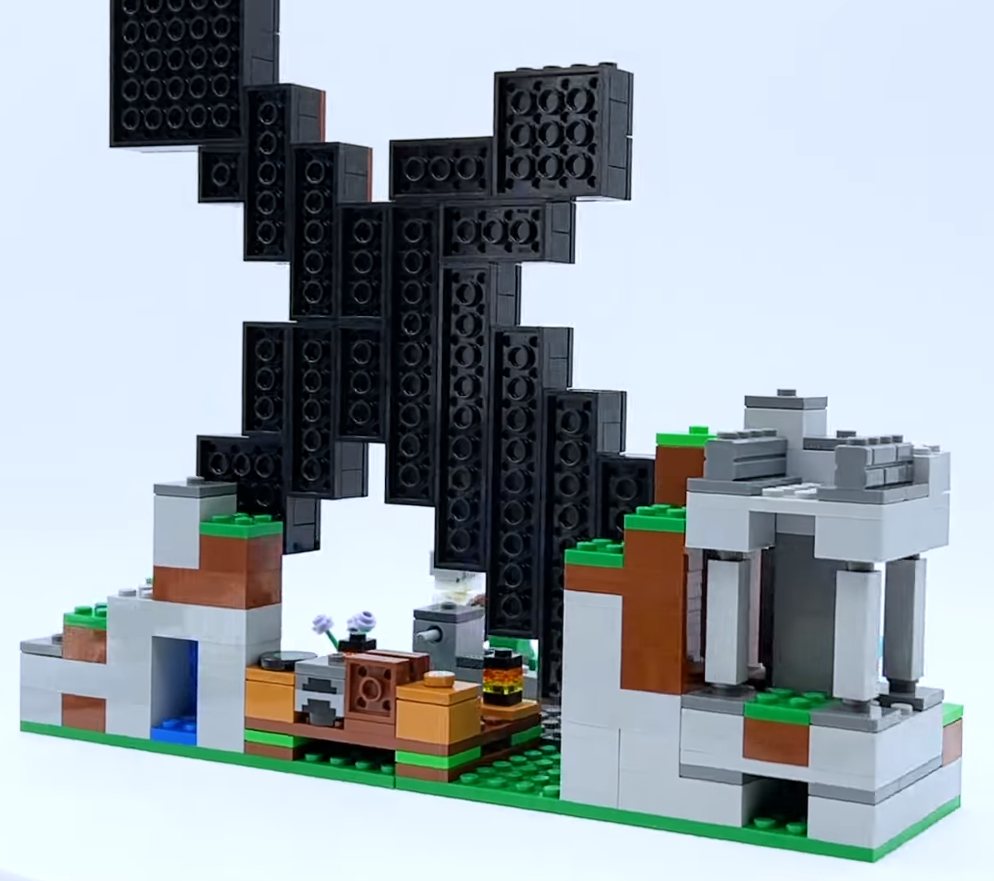 LEGO Minecraft 21244 The Sword Outpost back first look