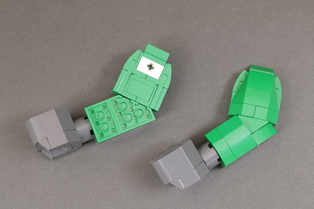 LEGO Minifigures 40819 Up Scaled Racing Driver Minifigure review 20 1024x683