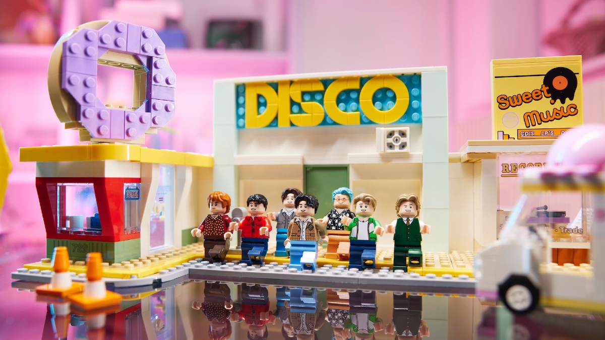 LEGO Ideas 21339 BTS Dynamite: comparing the fan concept to the finished set