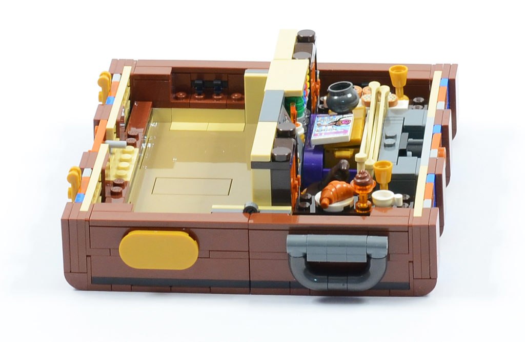 LEGO 76399 Hogwarts Magical Trunk review 6 1024x666