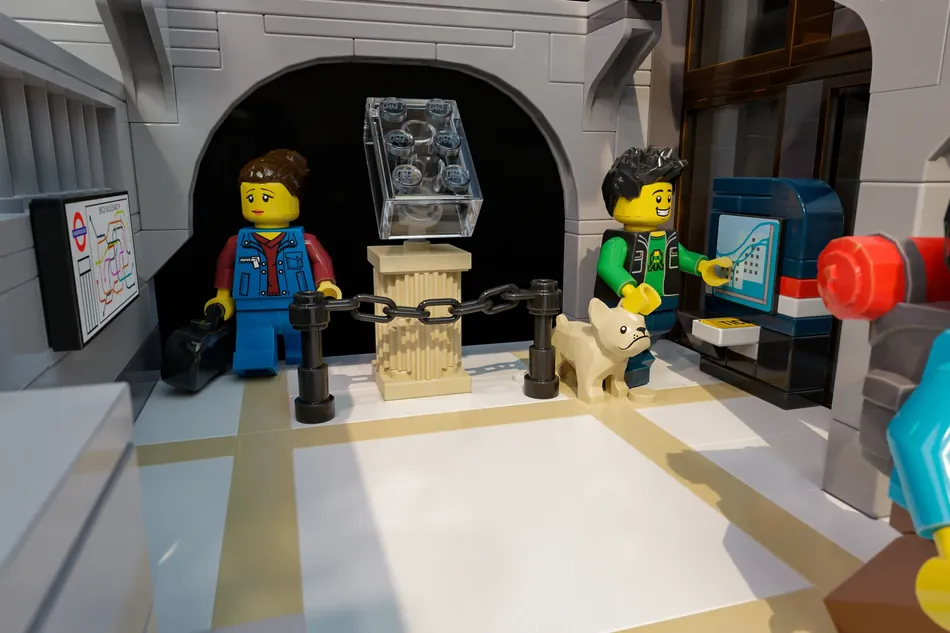 LEGO Ideas Brick Boulevard 7