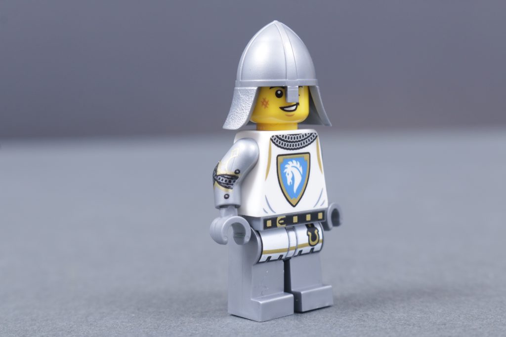 31168 Medieval Horse Knight Castle minifigures comparison 24 1024x683