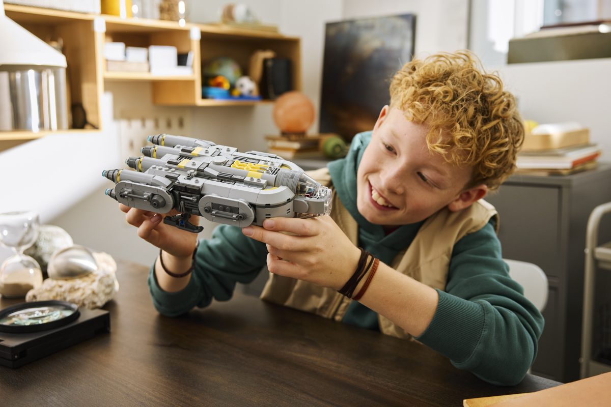 LEGO Star Wars 75445 Anzellan Starship 6 1200x800