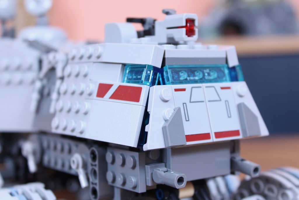 LEGO Star Wars 75413 Republic Juggernaut review 21 1024x683