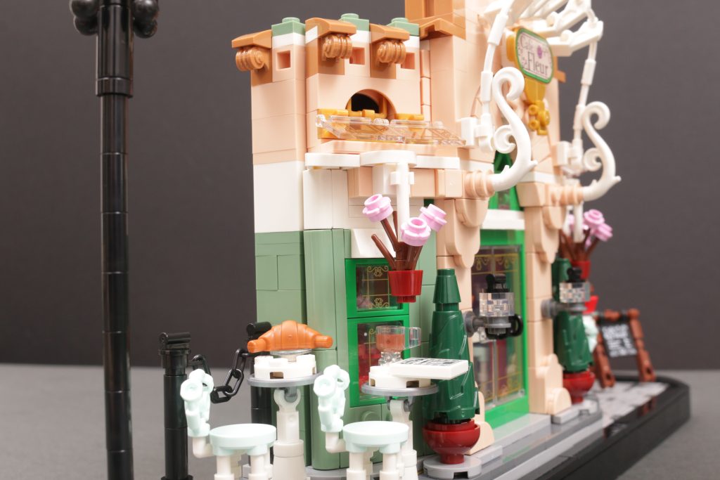 LEGO Icons 10362 French Cafe review 21 1024x683