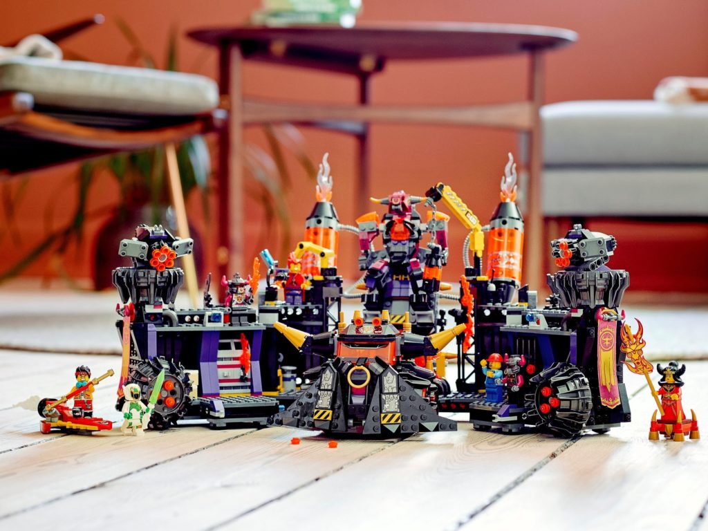 LEGO Monkie Kid 80016 The Flaming Foundry 4
