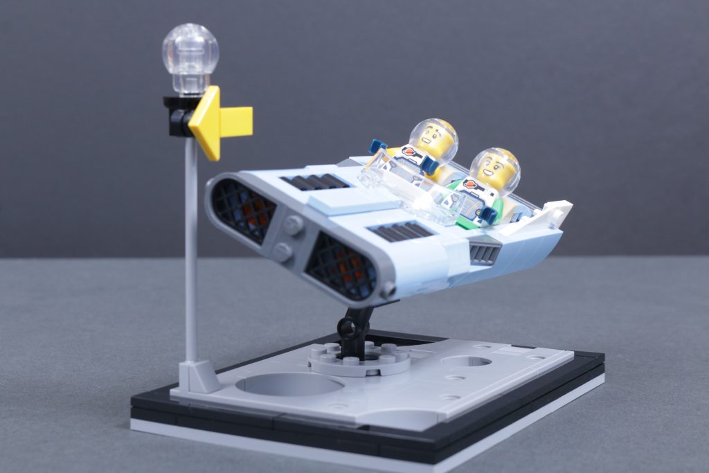 LEGO Ideas 40789 Flying Moon Car review 4 1024x683