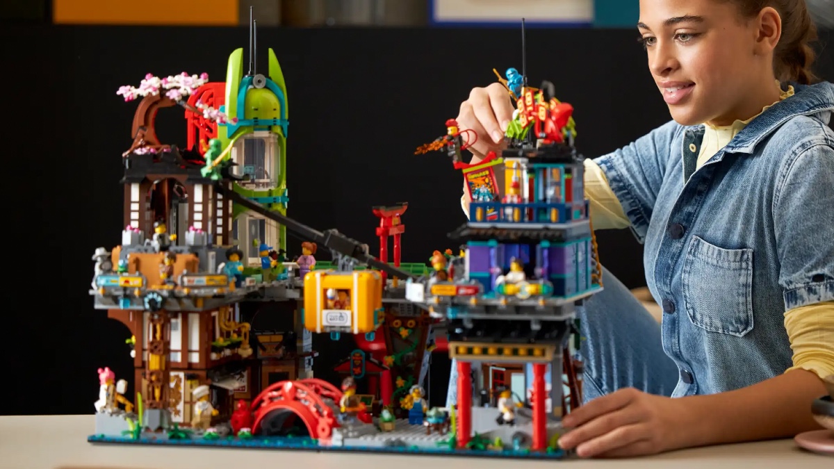 LEGO’s previous NINJAGO City set is now retiring earlier than planned