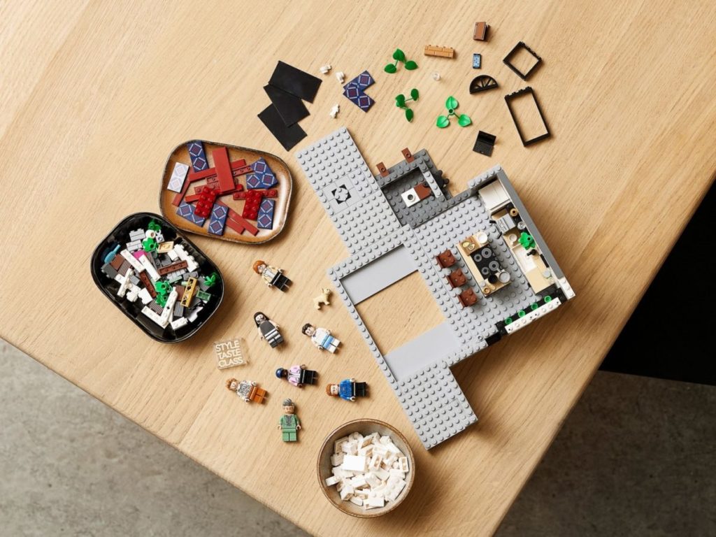 LEGO for Adults 10291 Queer Eye The Fab 5 Loft 16 1 1024x768