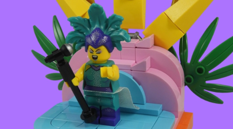 LEGO Collectible Minifigures Series 21 vignettes – Cabaret Singer