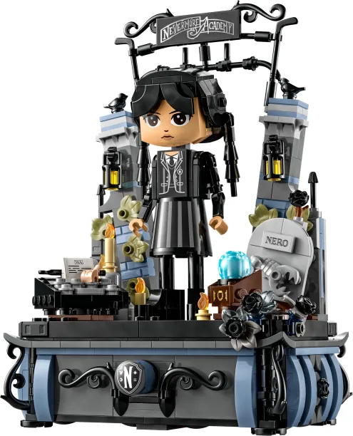 LEGO Wednesday 76780 Wednesday Addams Figure 2