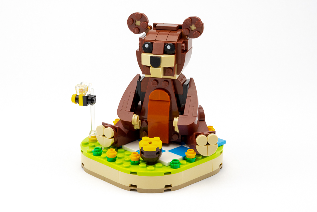 LEGO Review Valentines Brown Bear 04