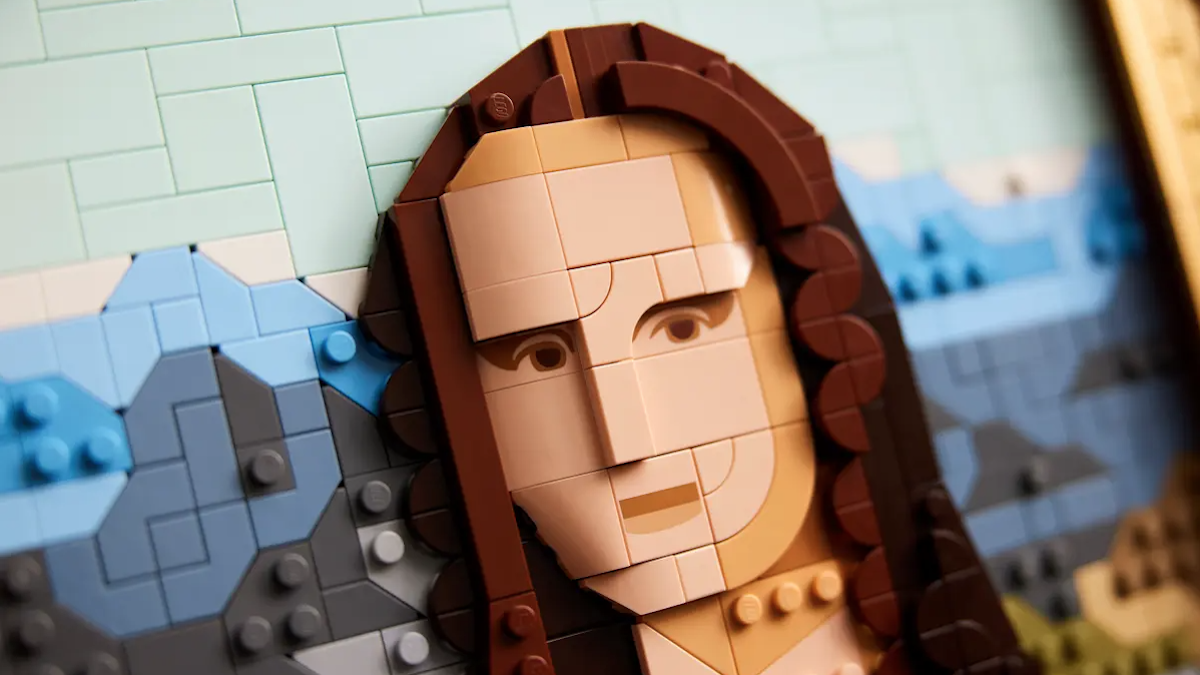 Here's the story behind those mystery extra pieces in LEGO Art 31213 Mona Lisa