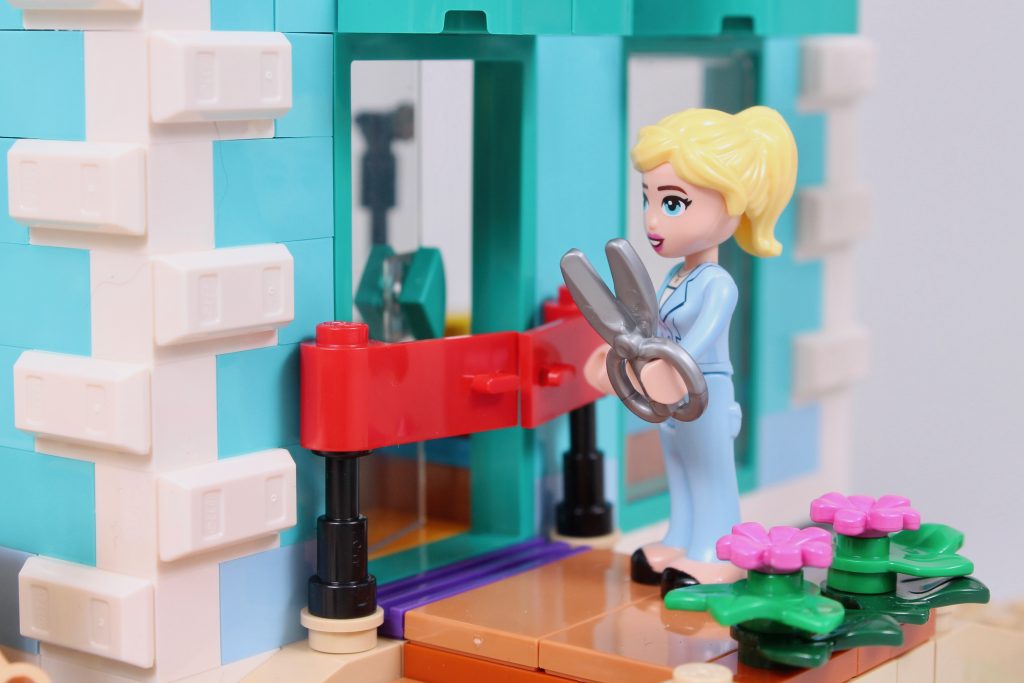 LEGO Friends 41748 Heartlake City Community Center review 5 1024x683