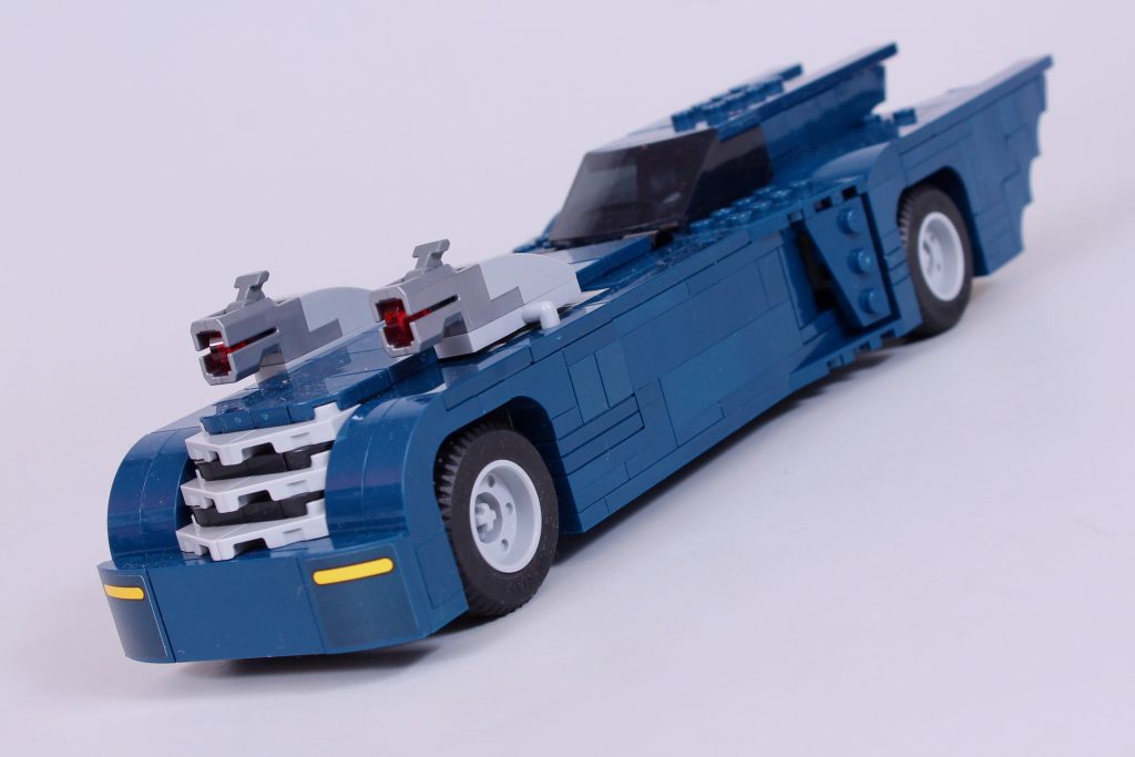 LEGO Batman 76274 Batman with the Batmobile vs. Harley Quinn and Mr. Freeze critique 3 1024x683