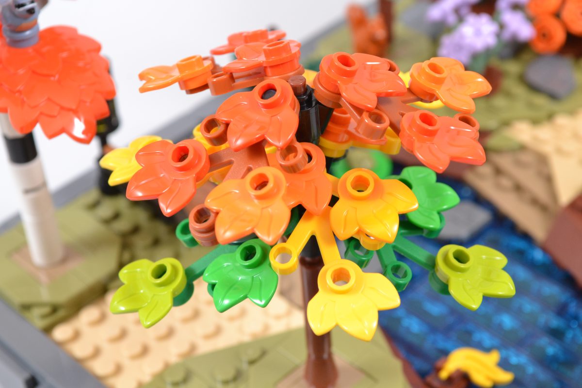 LEGO Icons 11372 Autumn Cottage Garden 39 1200x800