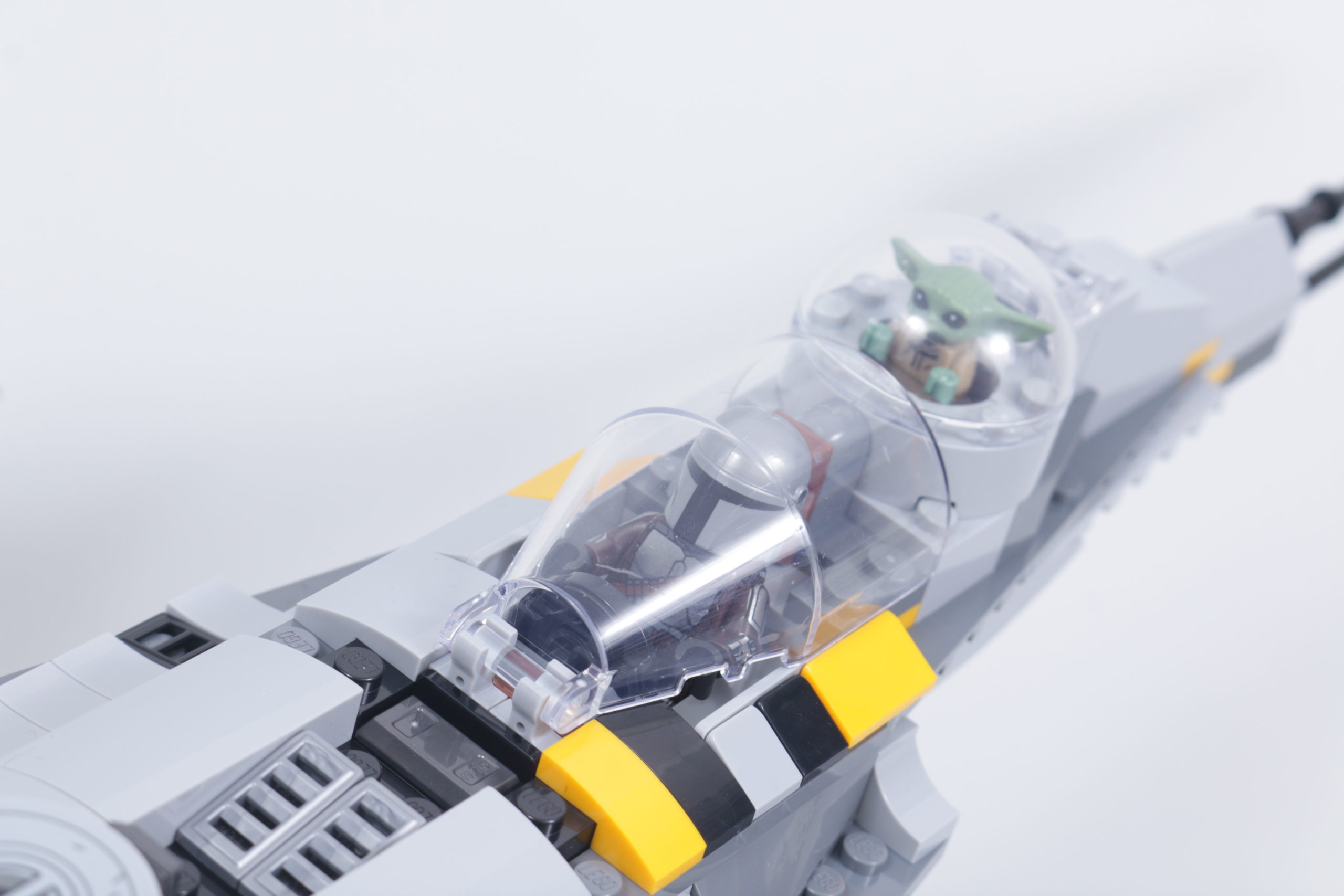 LEGO Star Wars 75325 The Mandalorians N 1 Starfighter review 7 scaled