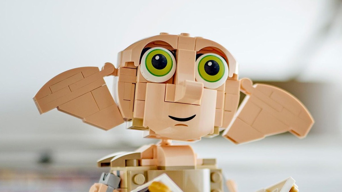 LEGO Harry Potter 76421 Dobby the House-Elf revealed early