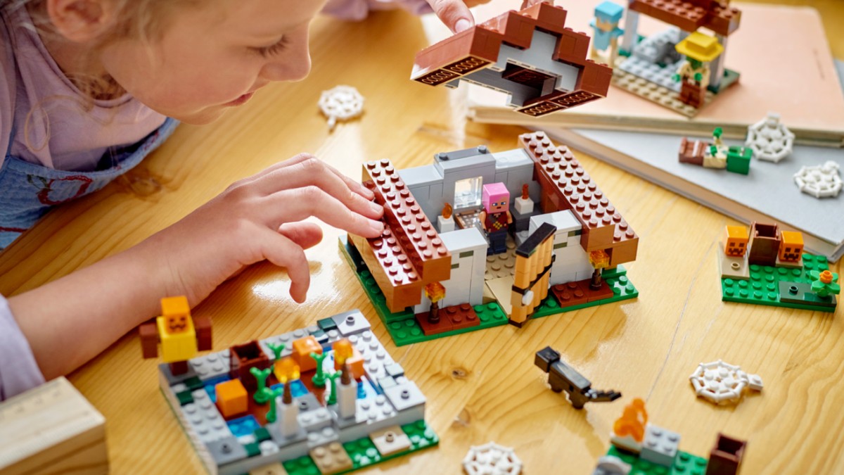 Five new inclusions in the summer 2022 LEGO Minecraft sets