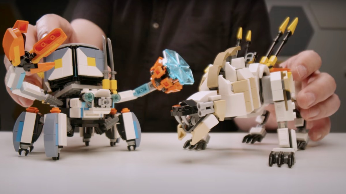See every iteration of the LEGO Horizon Shell-Walker in behind-the-scenes video