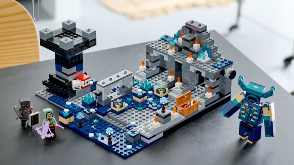 lego minecraft 21246 The Deep Dark Battle lifestyle featured 1024x576