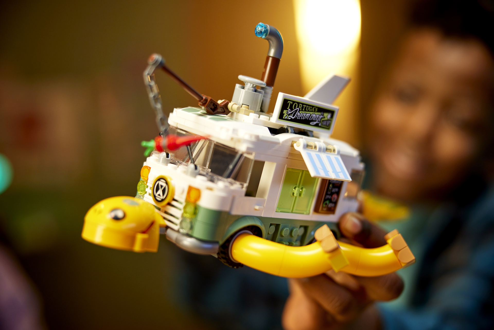 LEGO DREAMZzz 71456 Mrs. Castillos Turtle Van 7