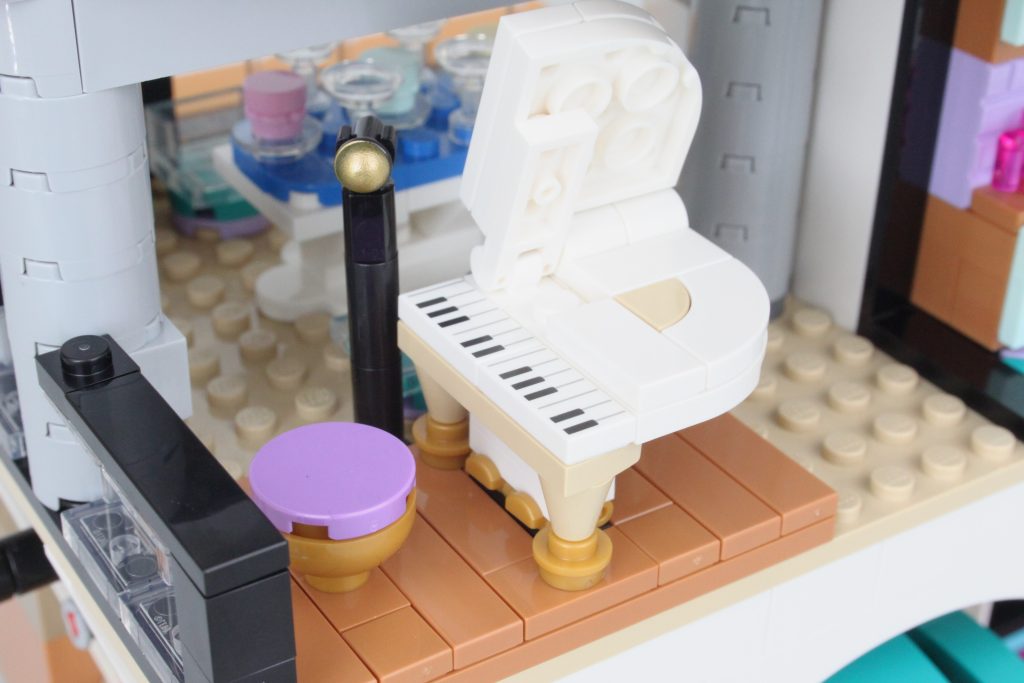 lego friends 42639 andreas modern mansion review 51 1024x683