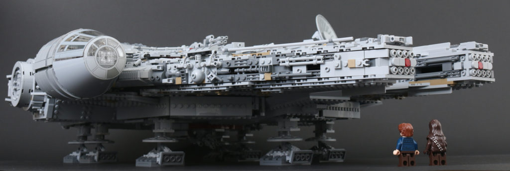 LEGO Star Wars 75192 UCS Ultimate Collectors Series Millennium Falcon review 62