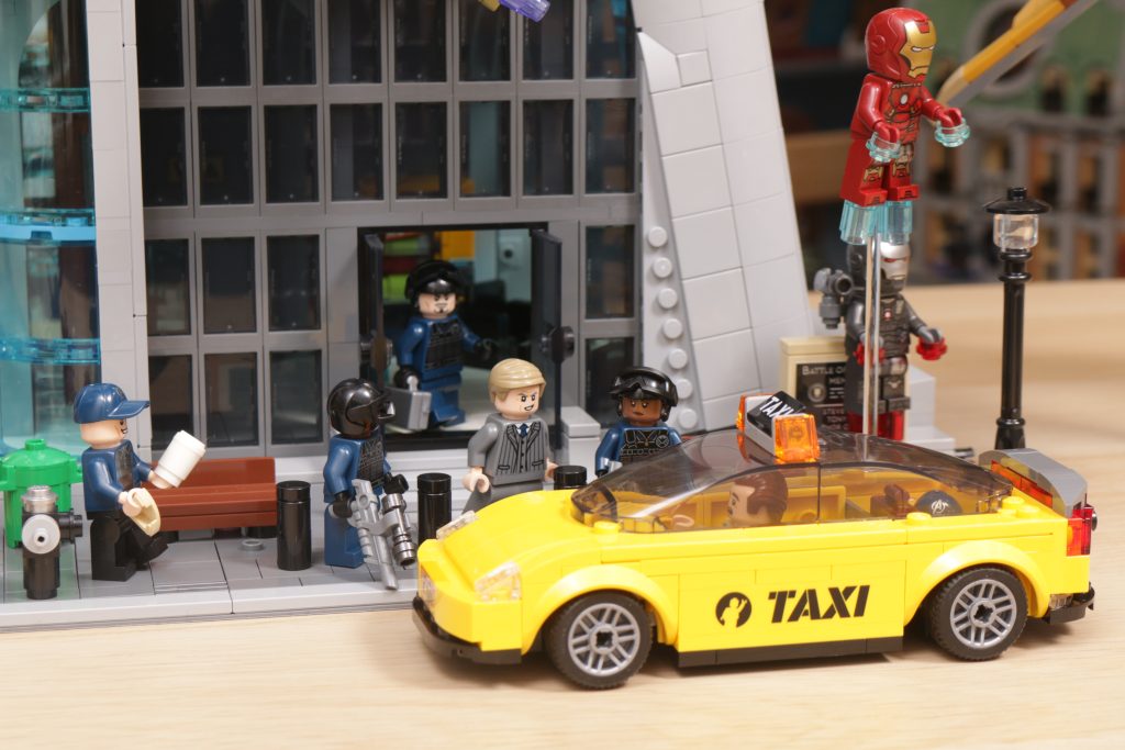 LEGO Marvel 5008076 Taxi 76269 Avengers Tower gift with purchase review 13 1024x683