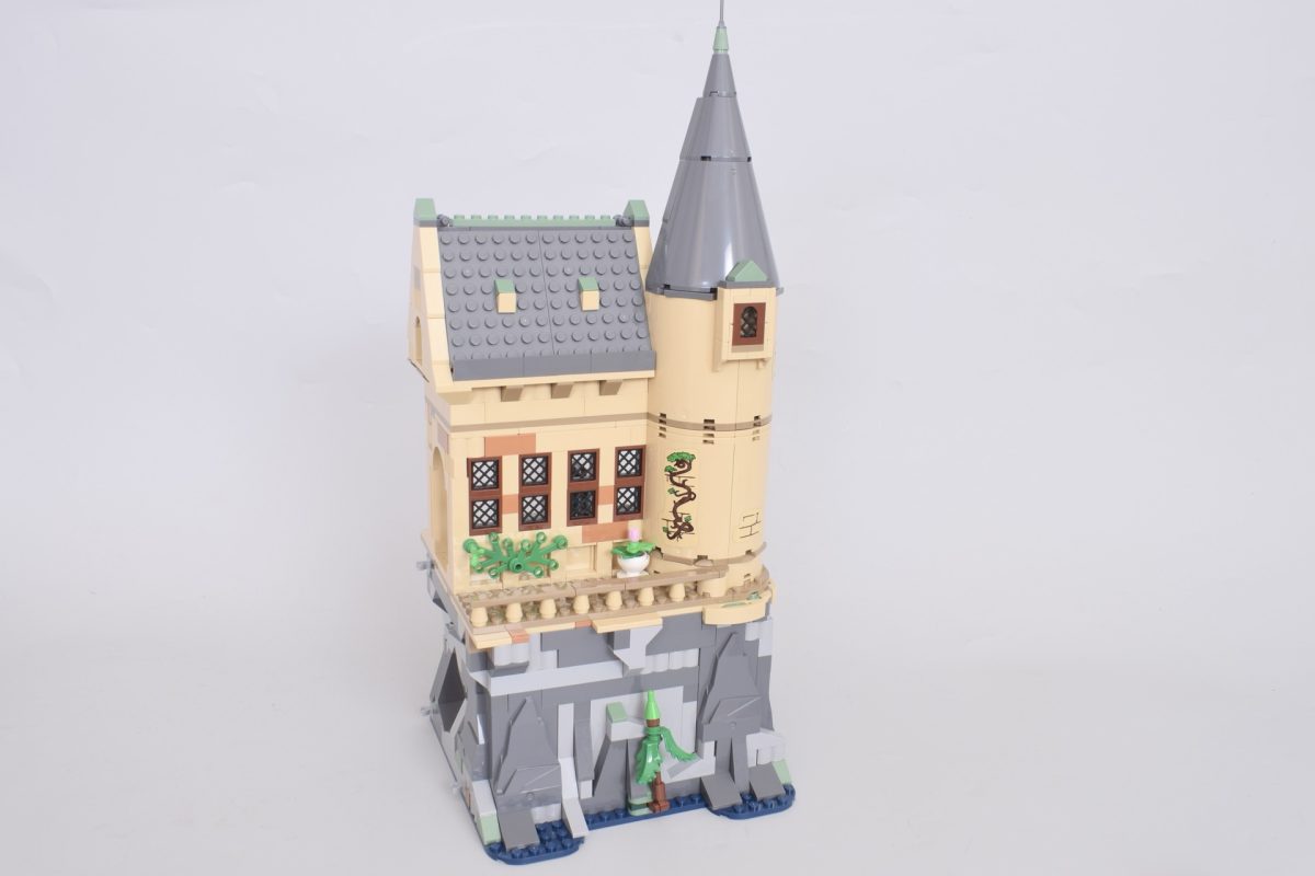 LEGO Harry Potter 76463 Hogwarts Castle Hospital Wing review 4 1 1200x800