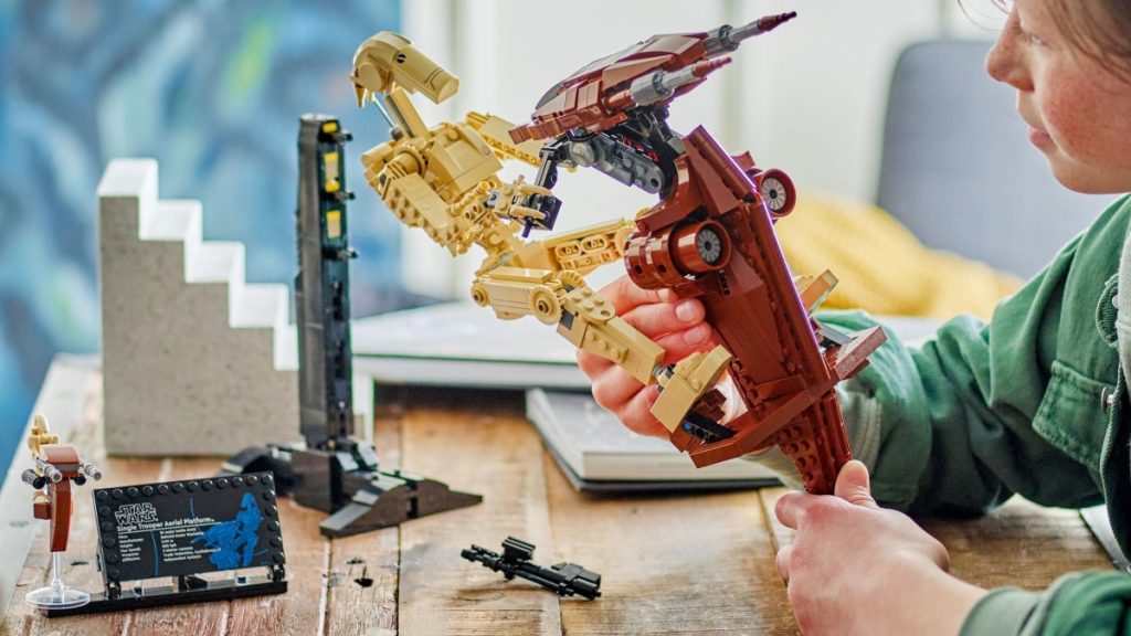 lego star wars 75428 battle droid with STAP lifestyle featured 1024x576