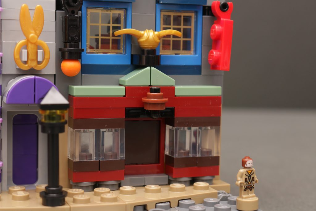 LEGO Harry Potter 76444 Diagon Alley Wizarding Shops review 55 1024x683