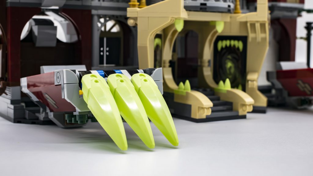 claws 1024x576