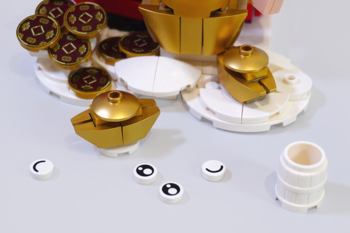 LEGO 40864 Fortune Master review 09 1200x800