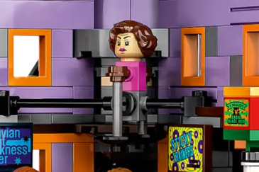 LEGO Harry Potter 76422 Diagon Alley Weasley Wizards Wheezes umbridge unicycle
