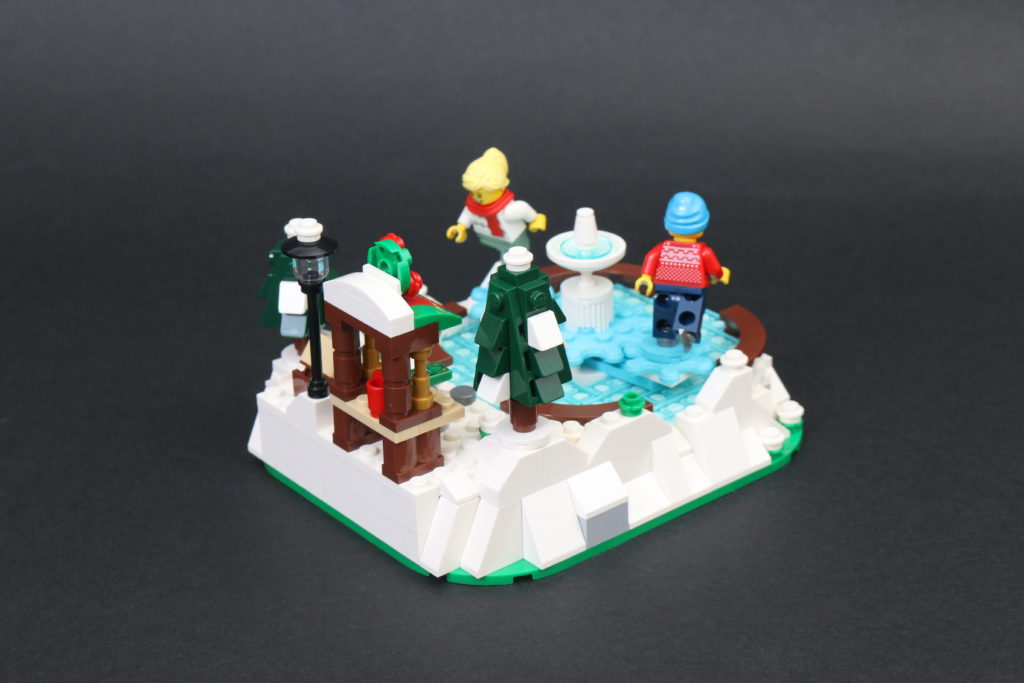 LEGO 40416 Ice Skating Rink gift with purchase review 2